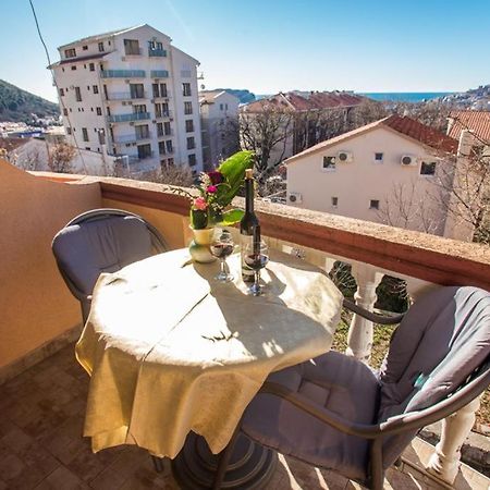 Sunny Villa Apartments Будва Экстерьер фото