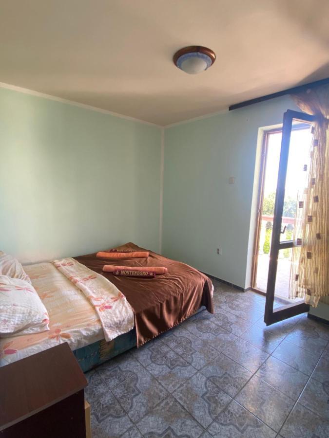 Sunny Villa Apartments Будва Экстерьер фото