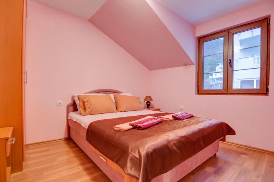 Sunny Villa Apartments Будва Экстерьер фото