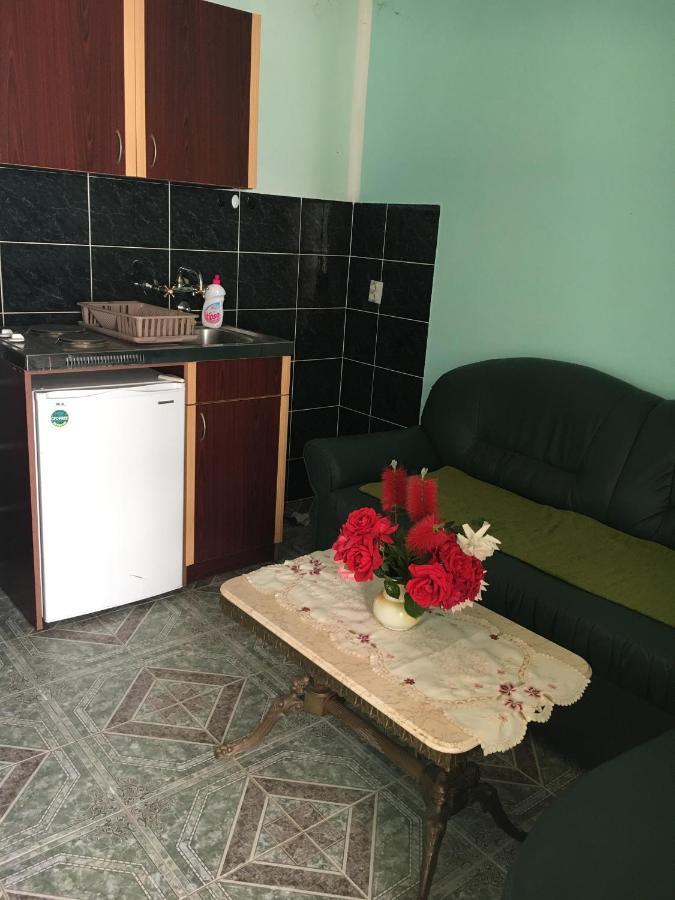 Sunny Villa Apartments Будва Экстерьер фото